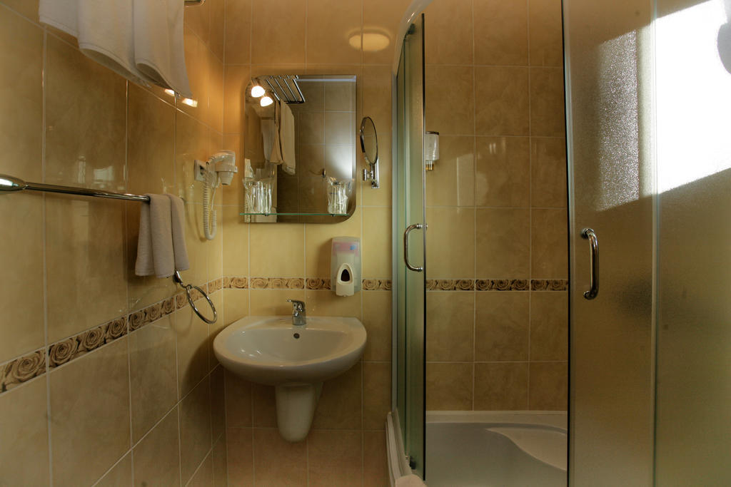 Hotel Ellena Herceg Novi Zimmer foto