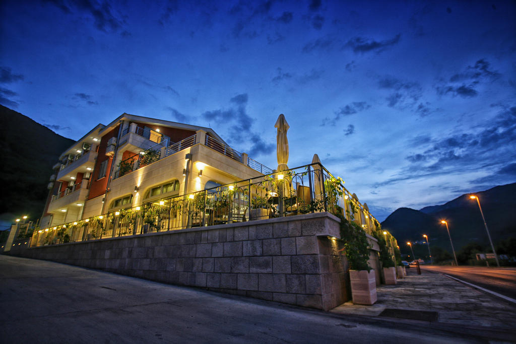 Hotel Ellena Herceg Novi Exterior foto